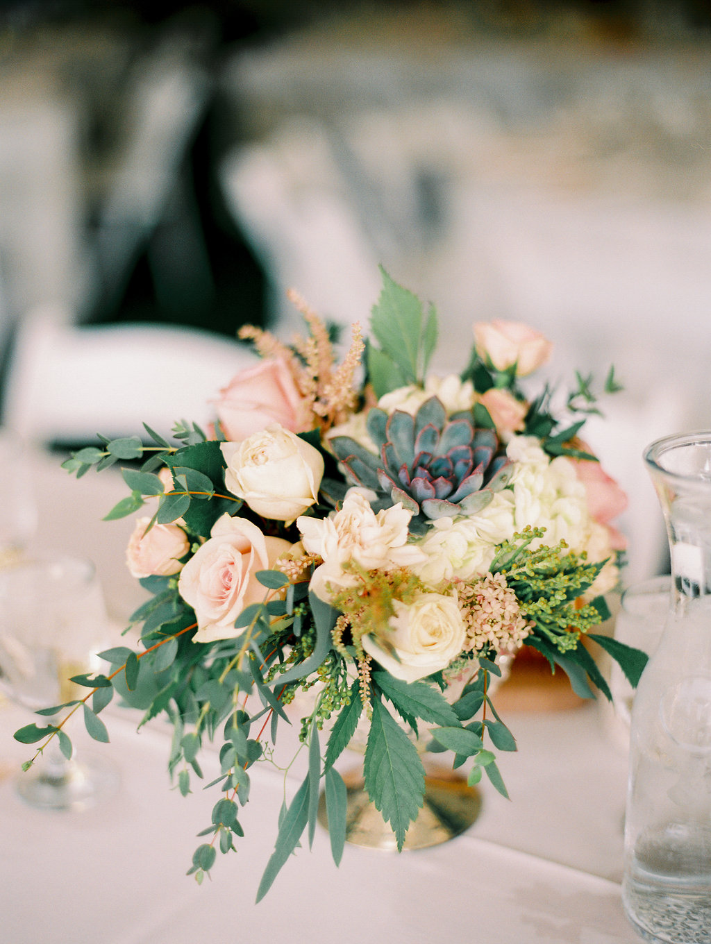 Nebraska Midwest Tent Wedding Table Flowers