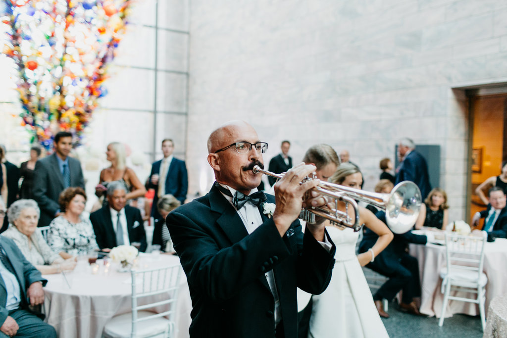 Joslyn Art Museum Omaha Nebraska Midwest Wedding Wedding Trumpet